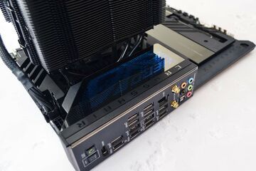 Asus ROG Crosshair X670E Hero testé par Club386 Asus ROG Crosshair X670E Hero testé par Club386
