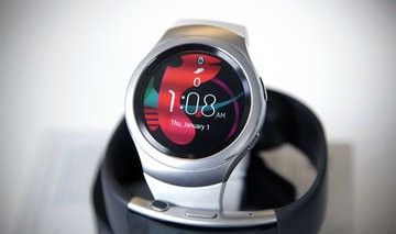 Samsung Gear S2 test par Engadget Samsung Gear S2 test par Engadget