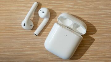 Apple AirPods reviewed by Tom's Guide (US)
