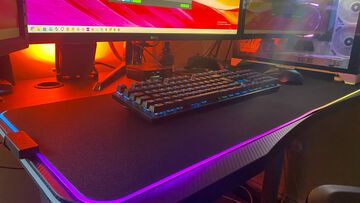 Razer Strider Review: 2 Ratings, Pros and Cons