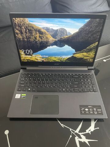 Acer Aspire 7 test par Absolute Geeks Acer Aspire 7 test par Absolute Geeks