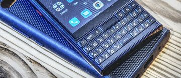 Unihertz Titan testé par TechRadar Unihertz Titan testé par TechRadar