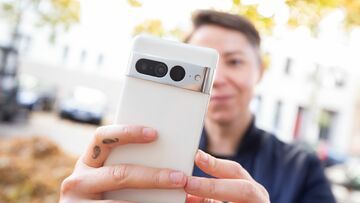 Google Pixel 7 Pro reviewed by AndroidPit
