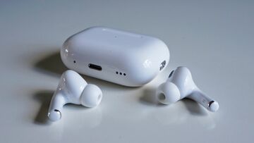 Apple AirPods Pro 2 testé par Creative Bloq Apple AirPods Pro 2 testé par Creative Bloq