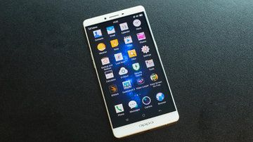 Oppo R7 Plus test par CNET USA