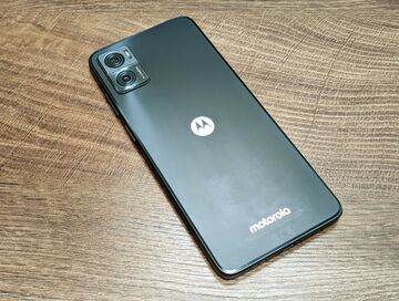 Test Motorola Moto E22i