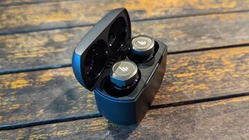 Edifier W240TN testé par Android Central Edifier W240TN testé par Android Central