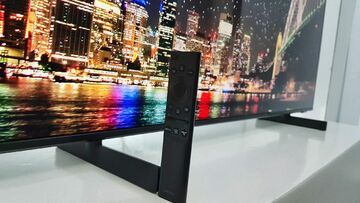 Samsung reviewed by Digital Weekly