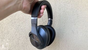 Technics A8 testé par PCMag Technics A8 testé par PCMag
