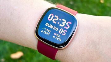 Fitbit Versa 4 test par Tom's Guide (US)