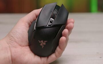 Razer Basilisk V3 reviewed by PhonAndroid