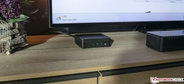 Intel NUC 12 test par NotebookCheck