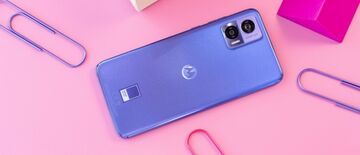 Motorola Edge 30 reviewed by GSMArena