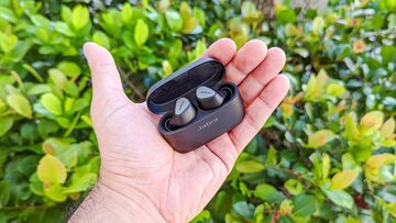 Jabra Connect 5T reviewed by Tom's Guide (US) Jabra Connect 5T reviewed by Tom's Guide (US)