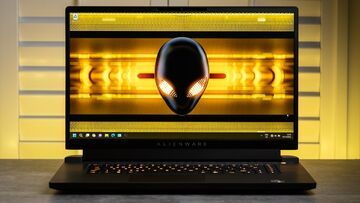 Alienware m17 test par ExpertReviews