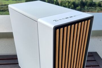 Fractal Design North reviewed by Geeknetic