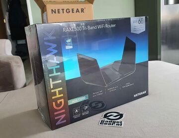 Test Netgear Nighthawk AXE11000