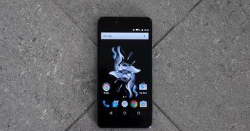 OnePlus X test par Engadget OnePlus X test par Engadget