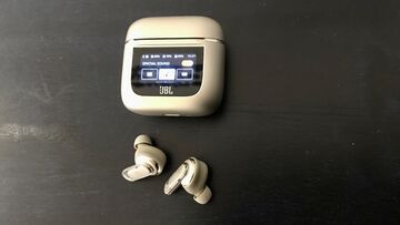 JBL Tour Pro testé par TechRadar JBL Tour Pro testé par TechRadar