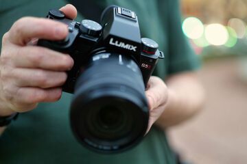 Panasonic Lumix S5 II Review : List of Ratings, Pros and Cons
