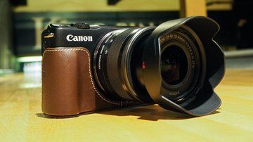 Canon EOS M10 Review