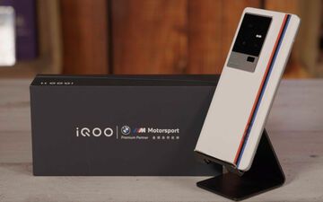 Vivo iQoo 11 reviewed by PhonAndroid