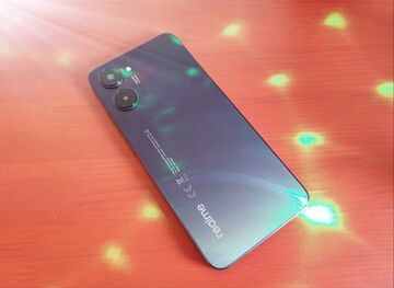 Realme 10 test par NotebookCheck