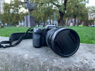 Fujifilm X-H2s Review