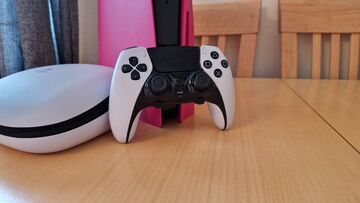 Sony DualSense Edge testé par GamesRadar Sony DualSense Edge testé par GamesRadar