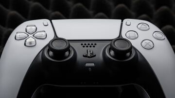 Sony DualSense Edge testé par TechRadar Sony DualSense Edge testé par TechRadar