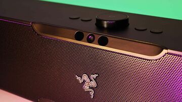 Razer Leviathan V2 test par Windows Central