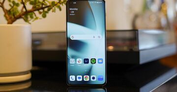 OnePlus 11 test par The Verge