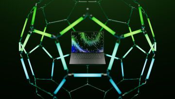 Razer Blade 16 Review: 26 Ratings, Pros and Cons