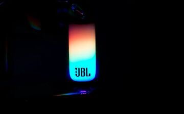 JBL Pulse 5 testé par TechAeris JBL Pulse 5 testé par TechAeris