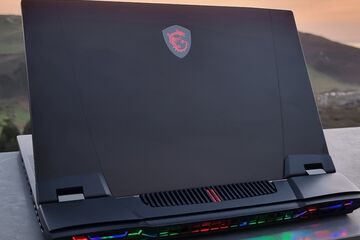 MSI Titan GT77 test par Geeknetic