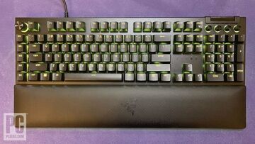 Razer BlackWidow V4 Pro test par PCMag