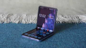 Oppo Find N2 Flip reviewed by T3 Oppo Find N2 Flip reviewed by T3