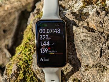Xiaomi Smart Band 7 Pro Review
