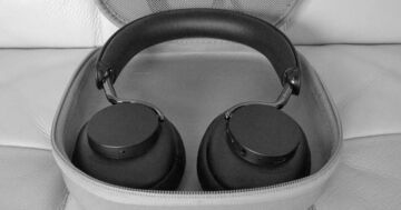 KZ H10 reviewed by Headphonesty