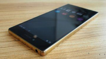 Sony Xperia Z5 Premium test par Trusted Reviews