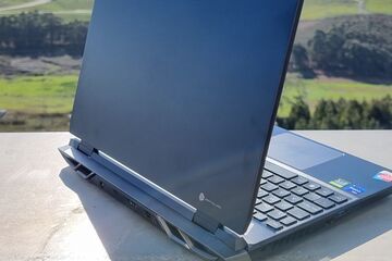 Acer Predator Helios 300 test par Geeknetic Acer Predator Helios 300 test par Geeknetic