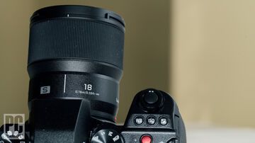 Panasonic Lumix S 18mm test par PCMag