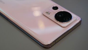 Xiaomi 13 Lite reviewed by TechRadar Xiaomi 13 Lite reviewed by TechRadar