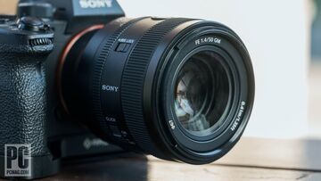 Sony FE 50mm test par PCMag