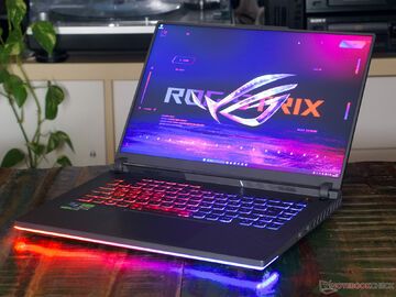 Asus  RTX 4080 test par NotebookCheck