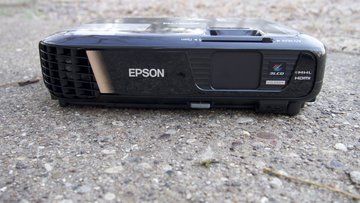 Epson EX9200 test par TechRadar