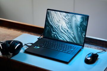 Asus ROG Zephyrus M16 testé par NotebookCheck Asus ROG Zephyrus M16 testé par NotebookCheck