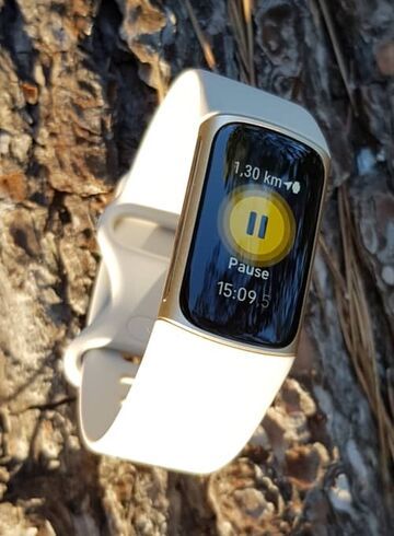 Fitbit Charge 5 reviewed by Sport Passion Fitbit Charge 5 reviewed by Sport Passion