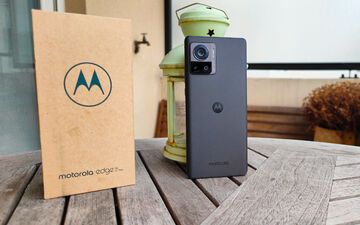 Motorola Edge 30 Ultra reviewed by PhonAndroid Motorola Edge 30 Ultra reviewed by PhonAndroid