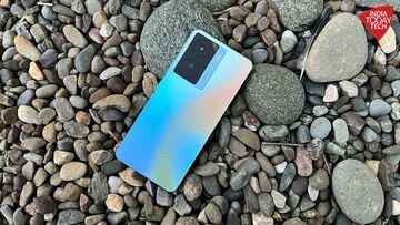 Vivo iQoo Z7 test par IndiaToday